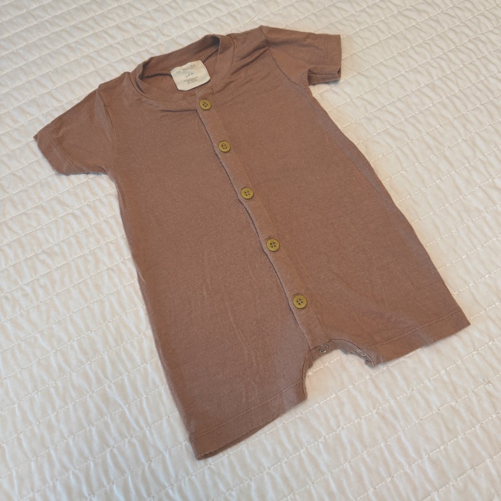 Kate Quinn Shortie Romper- 3-6M